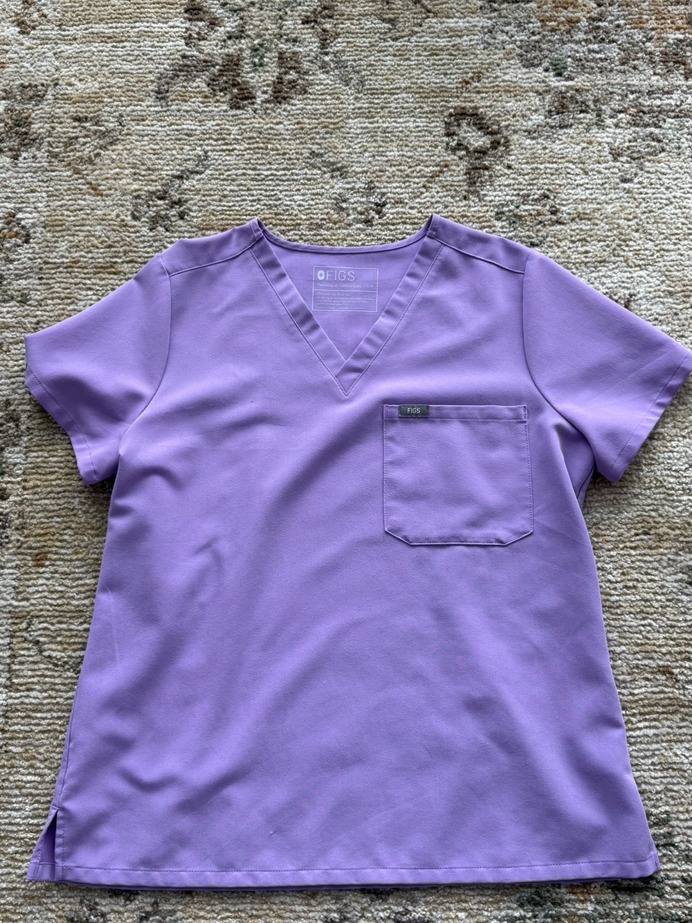 FIGS Lavender Dew Scrub Top XS/P